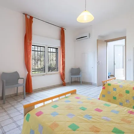Holiday home Federica 4/6 P.l *